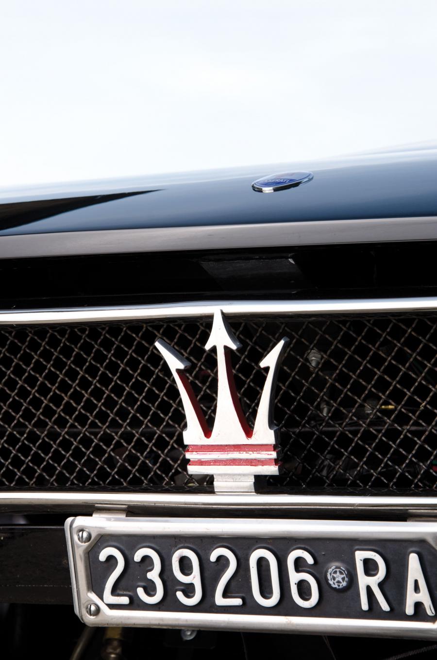  Maserati Ghibli Coupe Black 1968 года  (фото 11 из 19)